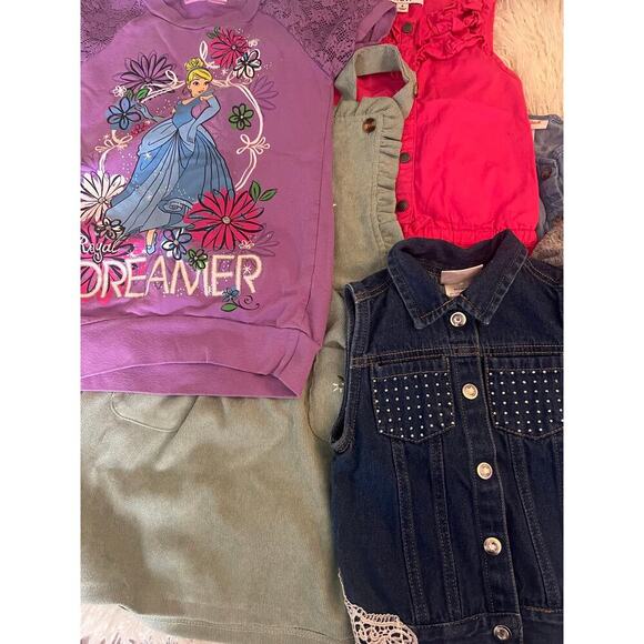 Girls Clothing Lot - Sizes 5 & 6 - 9 Items - Picture 2 of 12